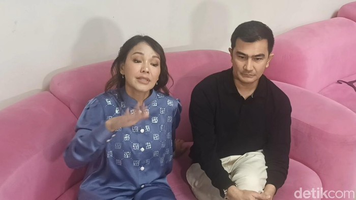 Shandy Sjariff Dipuji Total Saat Parodikan Gaya Bunda Corla